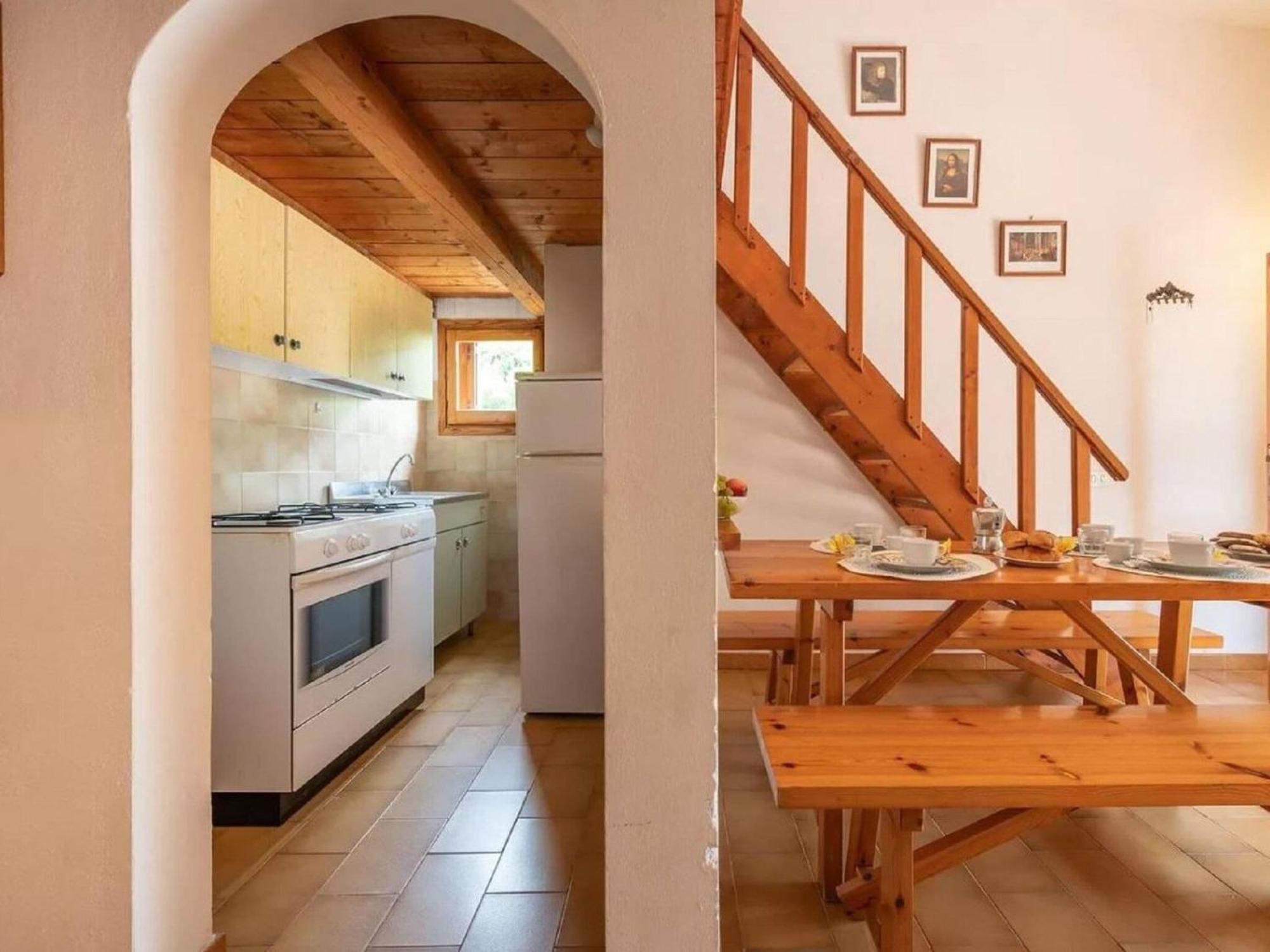 In With Veranda And Garden Appartamento Olbia